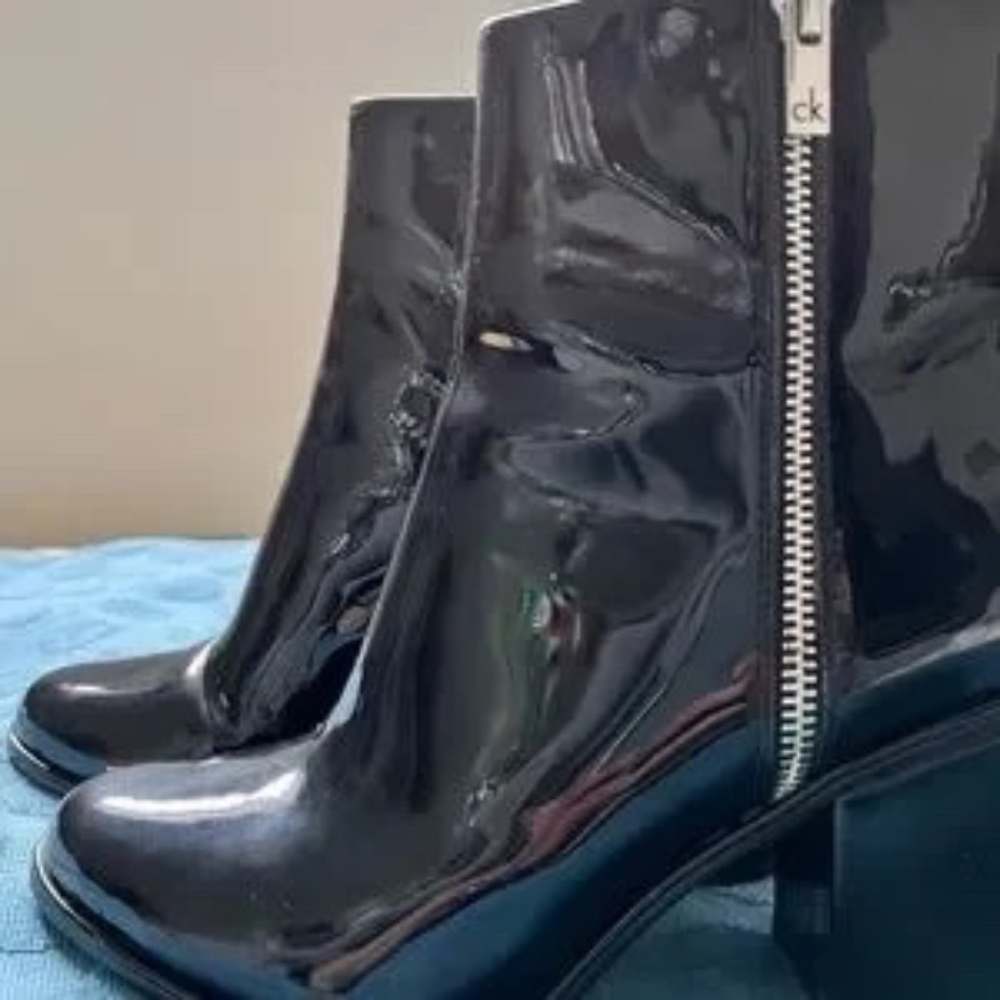 Calvin Klein Black Patent Leather Bootie 9.5